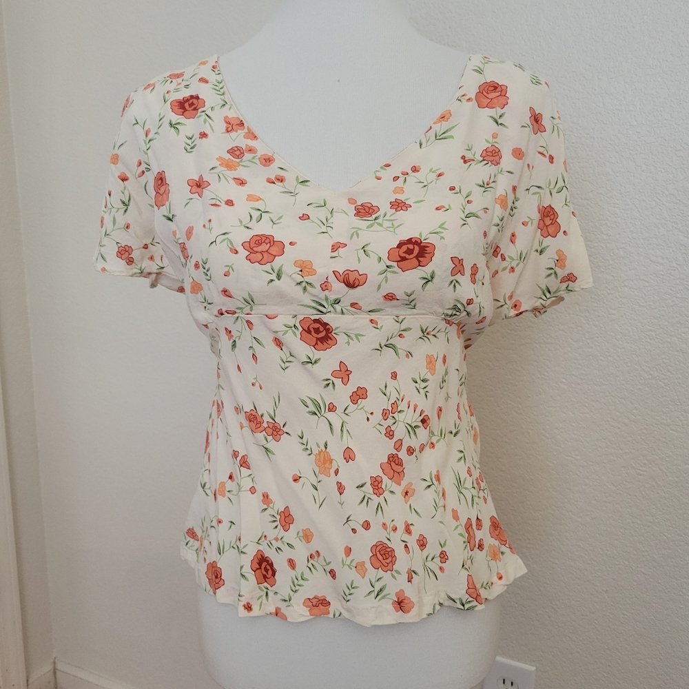 Womens Gap floral flowy top with tie waist size Large - Picture 4 of 7